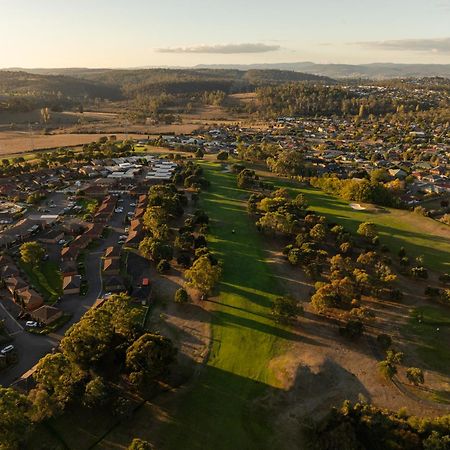 Country Club Villas Launceston Exterior photo