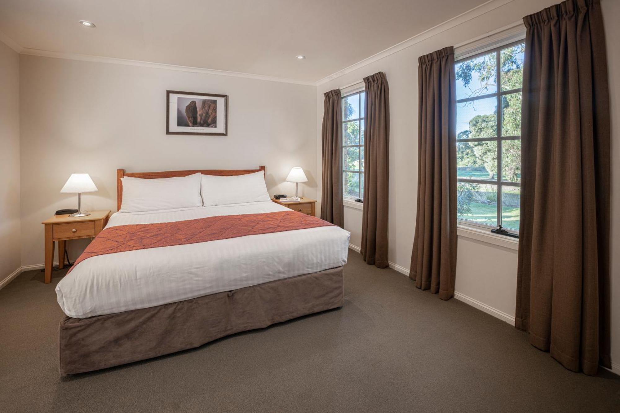 Country Club Villas Launceston Room photo