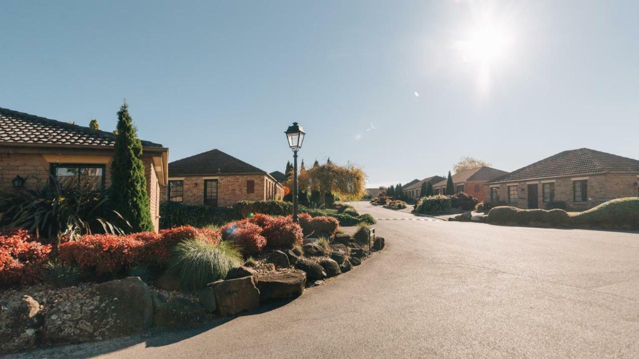Country Club Villas Launceston Exterior photo