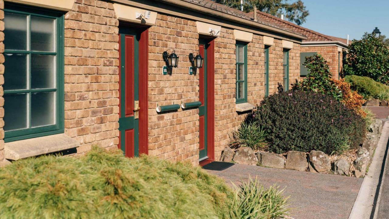 Country Club Villas Launceston Exterior photo